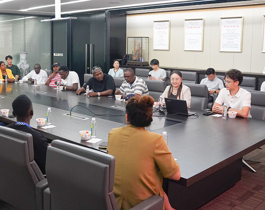 Visit and Exchange with the Tanzania Miners Association
