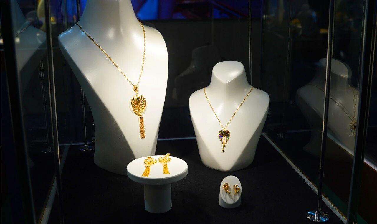 世界黄金协会硬足金主题展区 金弘展品