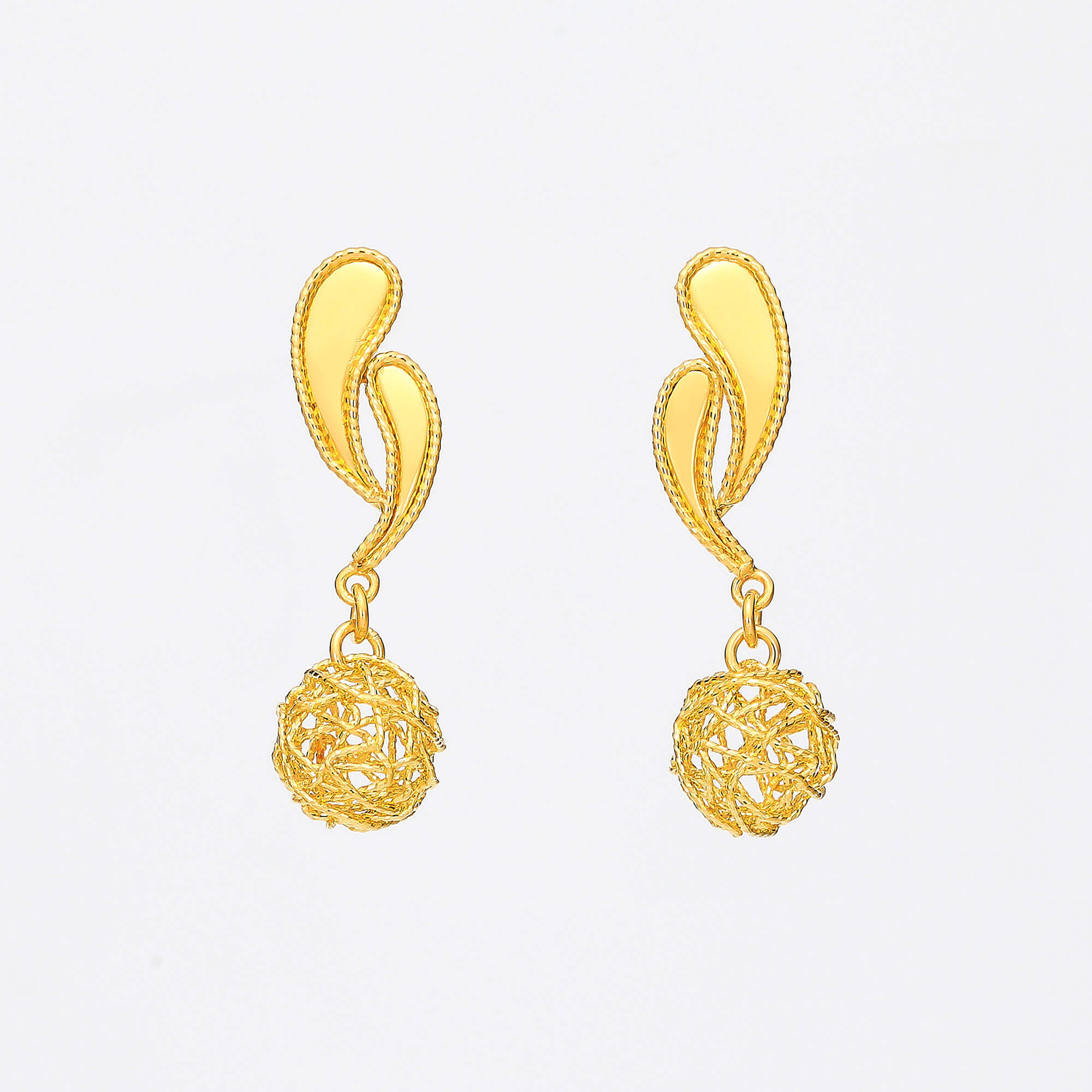 Elegant Style Series · 5G Gold Mirror Flower Filigree Stud Earrings