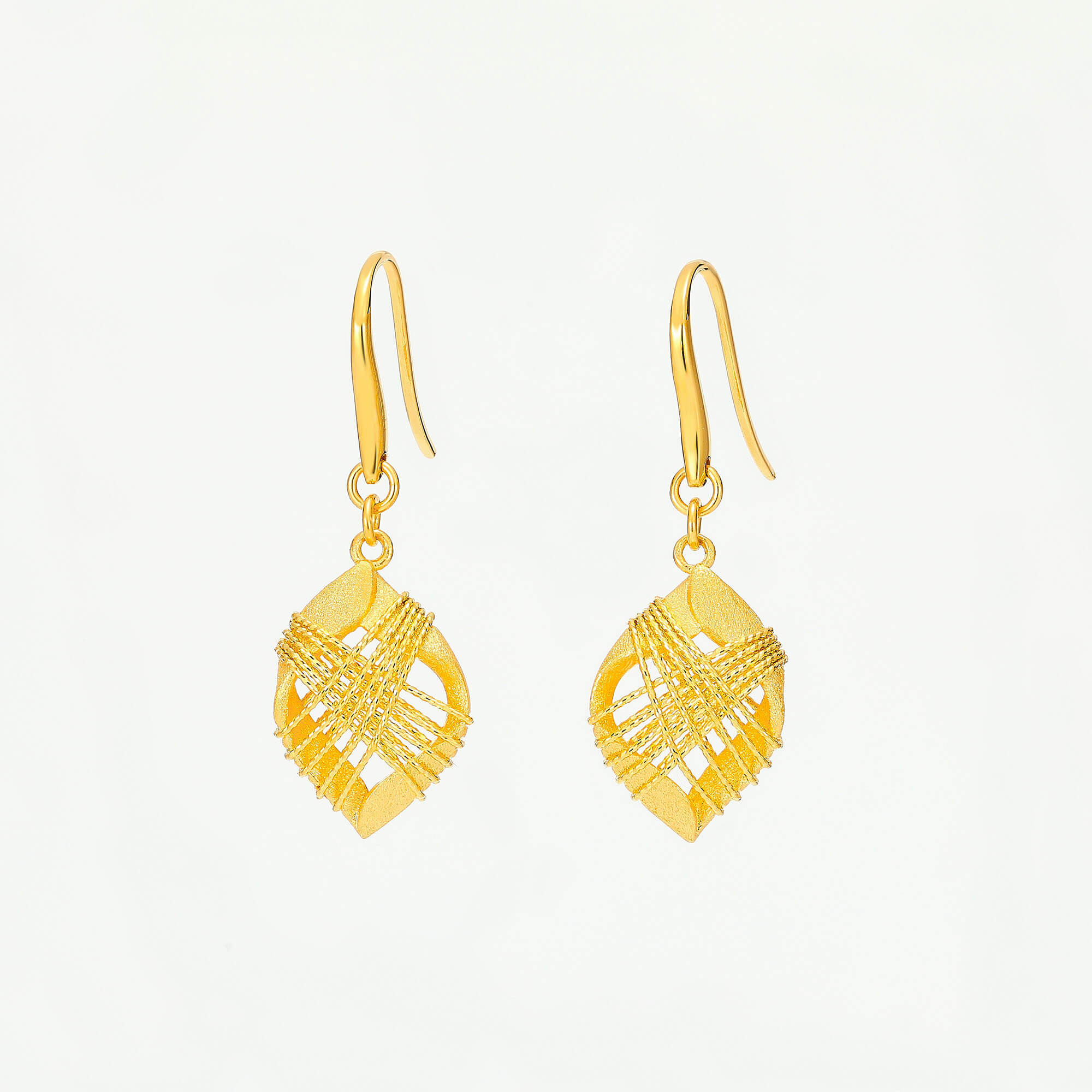 Youthful Bloom Series · 5G Gold Velvet Gold Filigree Stud Earrings