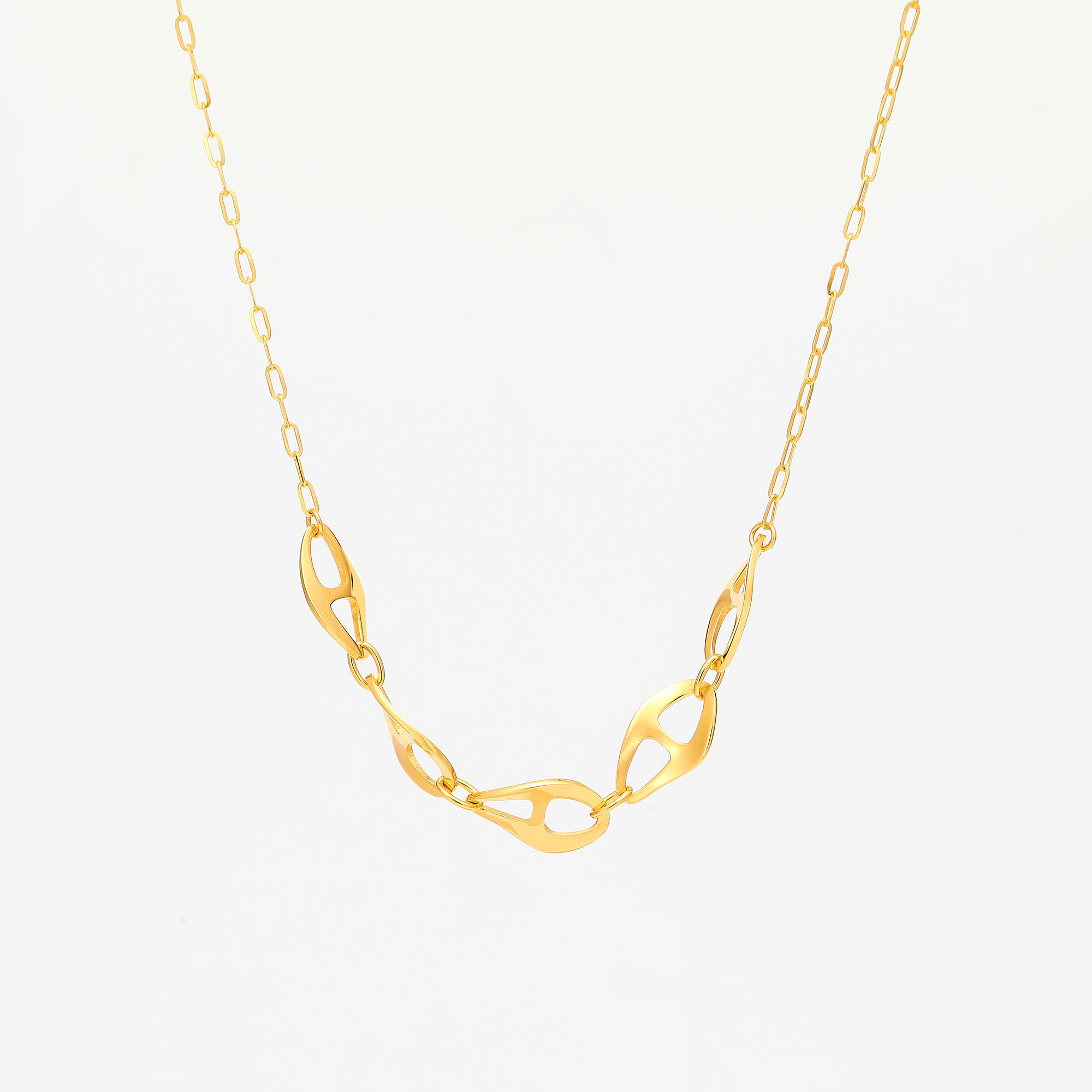 Ode to Elegance Series · 5G Gold Mirror Highlight Pig Nose Necklace