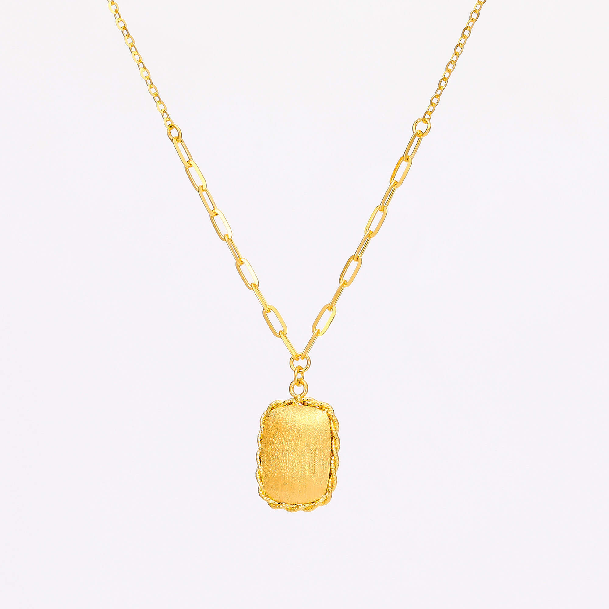 Velvet Glow Phantom Series · 5G Gold Velvet Gold Vintage Square Bag Necklace