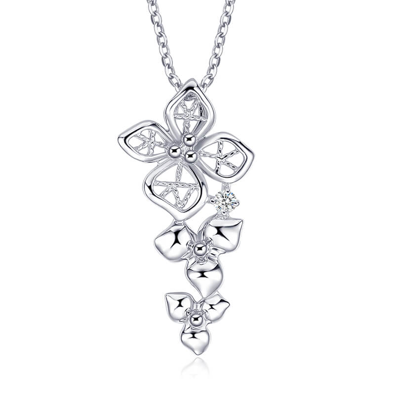 Pt950 Platinum Lace Diamond Pendant