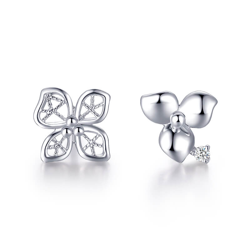 Platinum lace diamond-set asymmetric studs