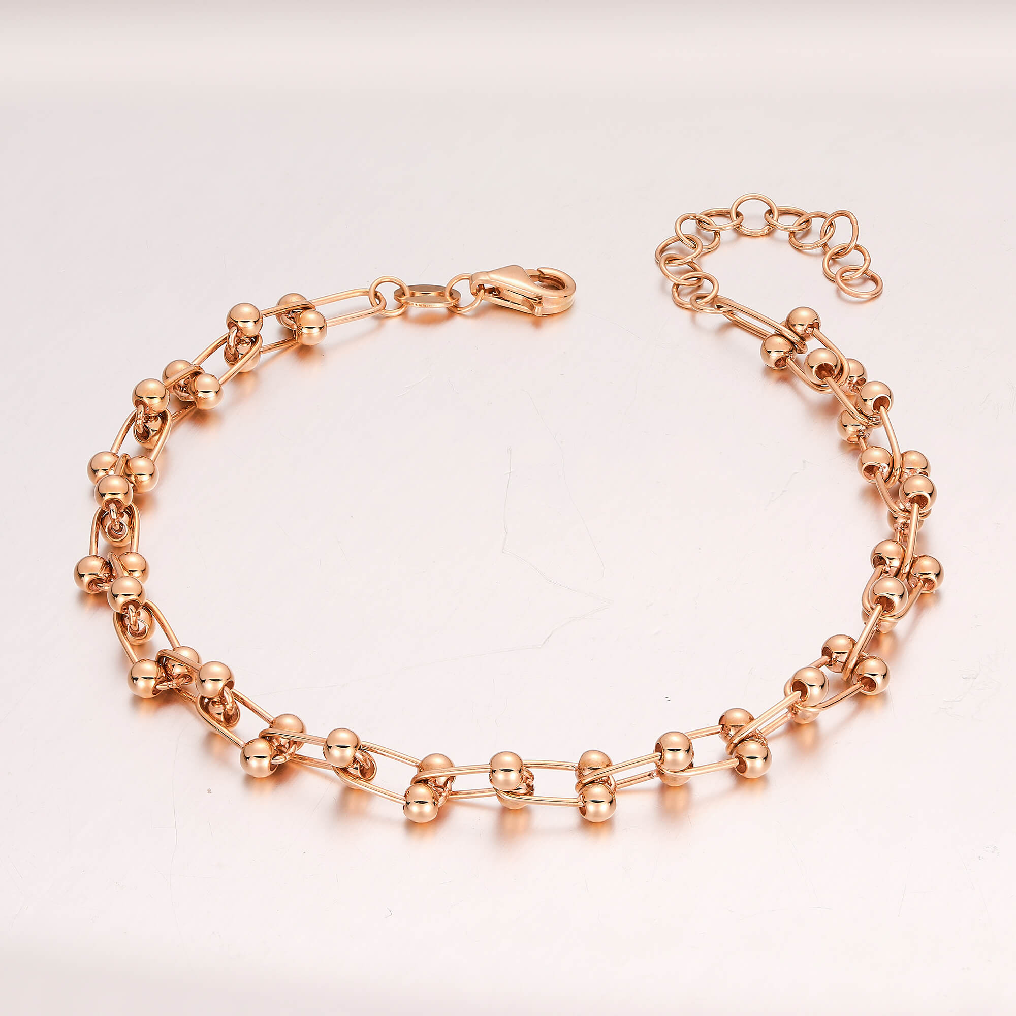 Sleek Edge Design - K Gold Bracelet